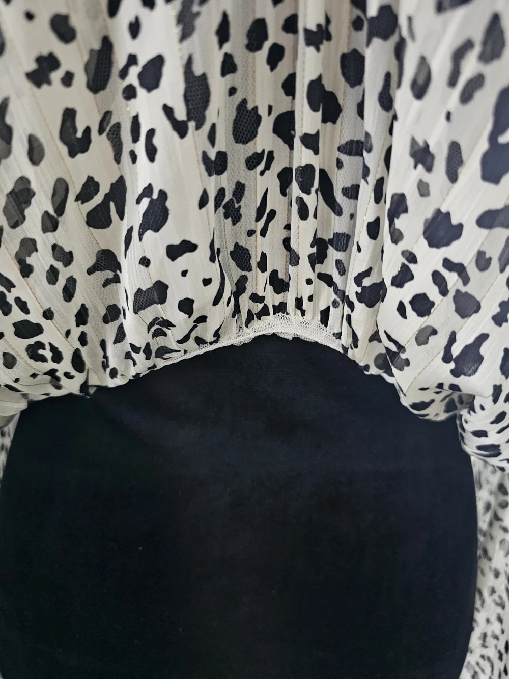Size S  Women's Black and White Leopard Print Blouse - Picture 5 of 15